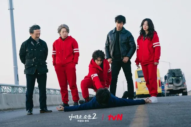 bo-ba-ac-quy-dang-so-nhat-man-anh-han-hien-tai-dien-nu-kim-hieora-tai-xuat-voi-dien-mao-chat-nhu-nuoc-cat