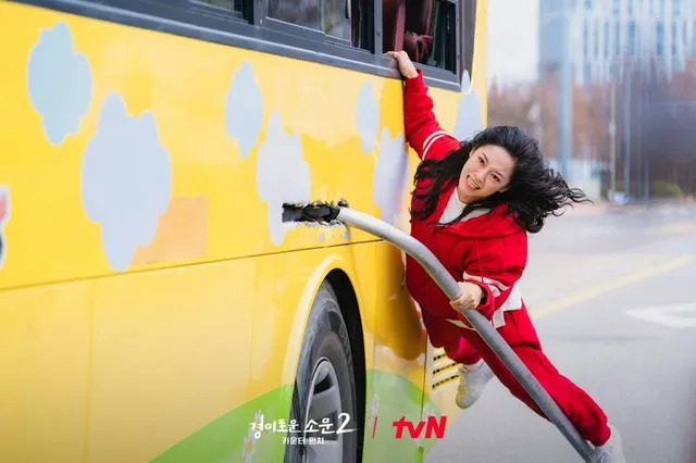 bo-ba-ac-quy-dang-so-nhat-man-anh-han-hien-tai-dien-nu-kim-hieora-tai-xuat-voi-dien-mao-chat-nhu-nuoc-cat