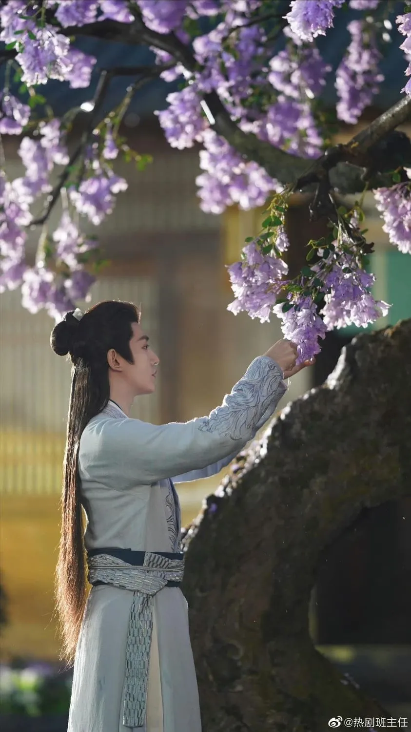 chemistry-don-tim-khan-gia-cua-duong-tu-va-ban-dien-trong-truong-tuong-tu-khan-gia-thac-mac-ai-moi-la-nam-chinh