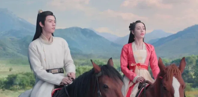 dich-le-nhiet-ba-bi-netizen-che-tao-hinh-tham-hoa-thua-xa-so-voi-duong-tu