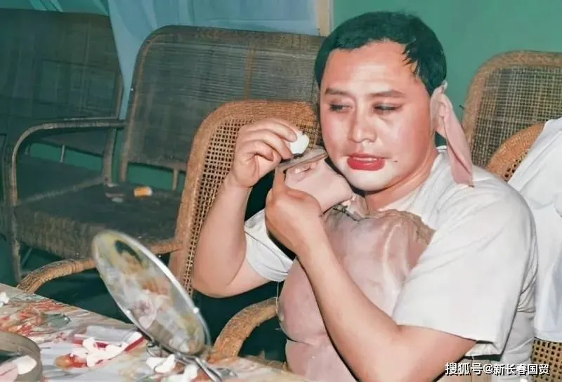 nam-dien-vien-dong-tan-12-vai-trong-tay-du-ky-ma-khong-ai-nhan-ra