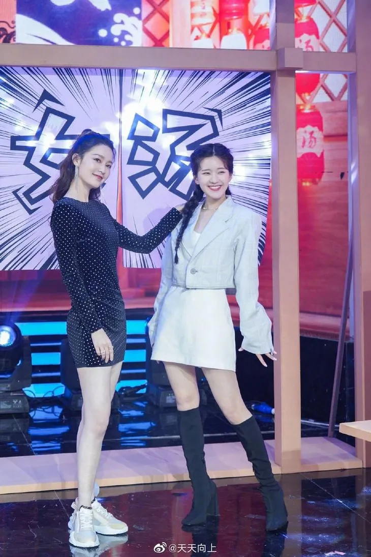 trieu-lo-tu-bi-to-chinh-sua-anh-qua-da-khai-gian-chieu-cao-khien-netizen-ngan-ngam