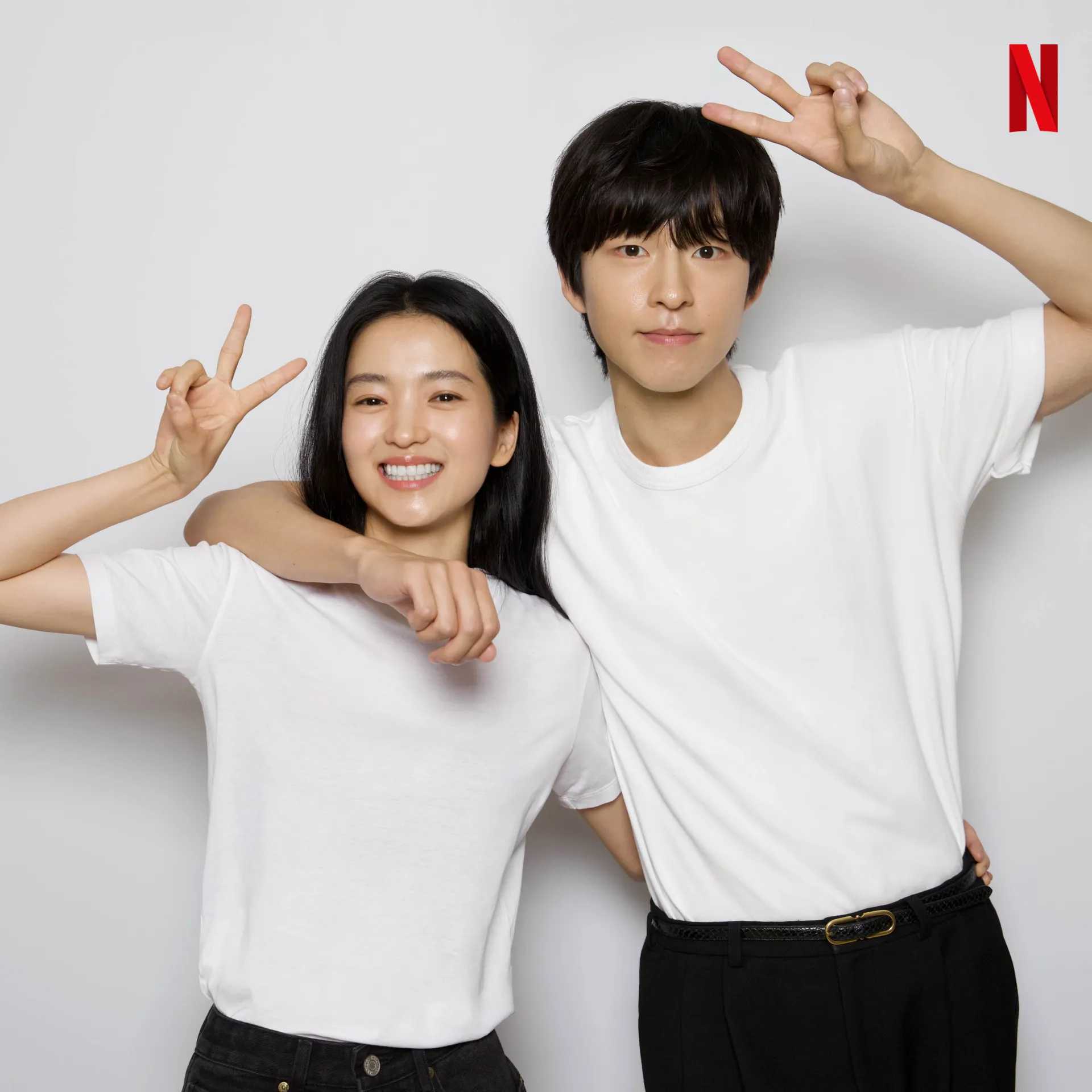 cap-doi-ac-quy-kim-tae-ri-hong-kyung-tai-hop-trong-phim-hoat-hinh-dau-tien-cua-netflix-han-lost-in-starlight