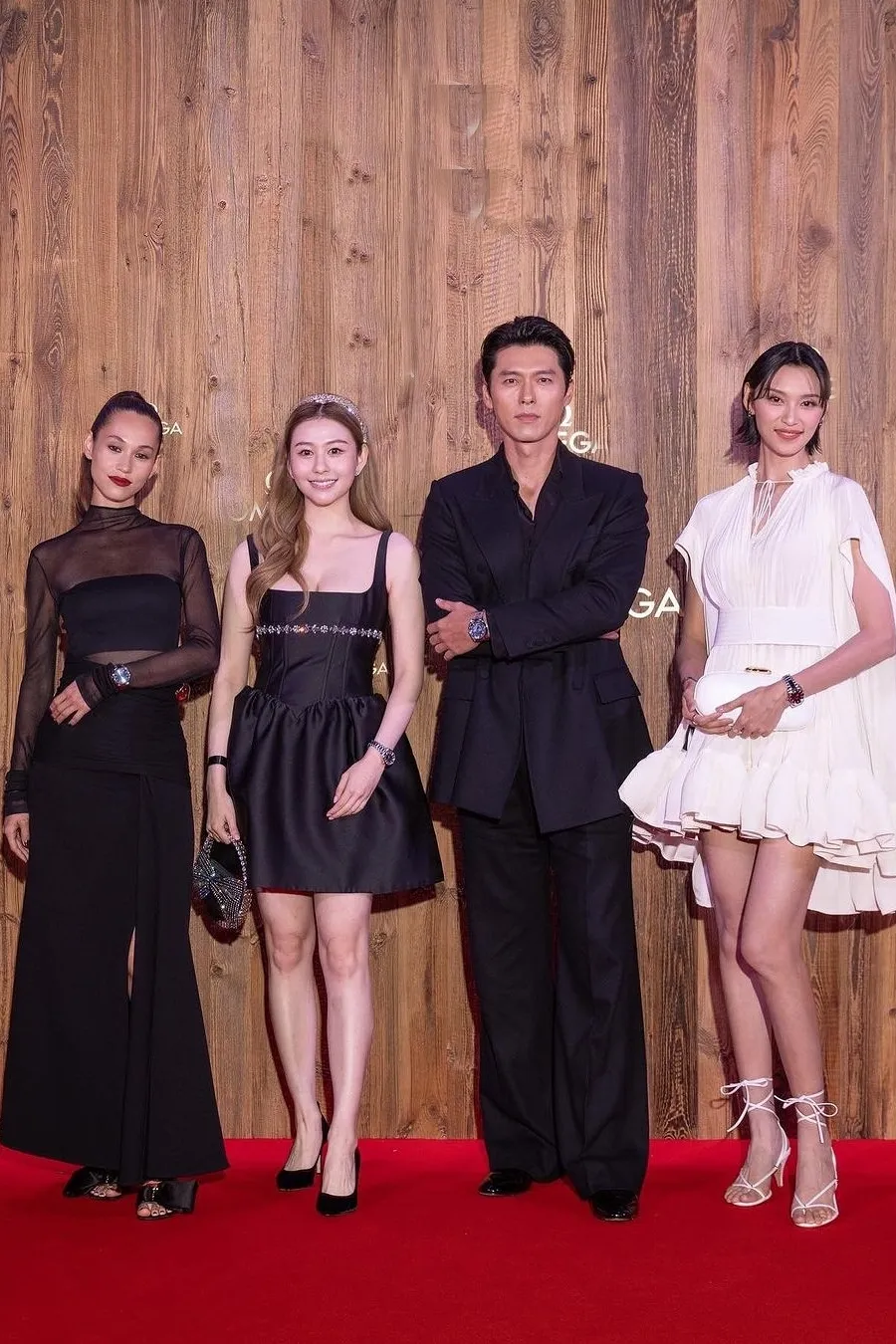 Hyun-Bin-bi-phat-hien-khoanh-khac-chup-hinh-voi-gai-xinh-CĐM-lap-tuc-goi-ten-Son-Ye-Jin