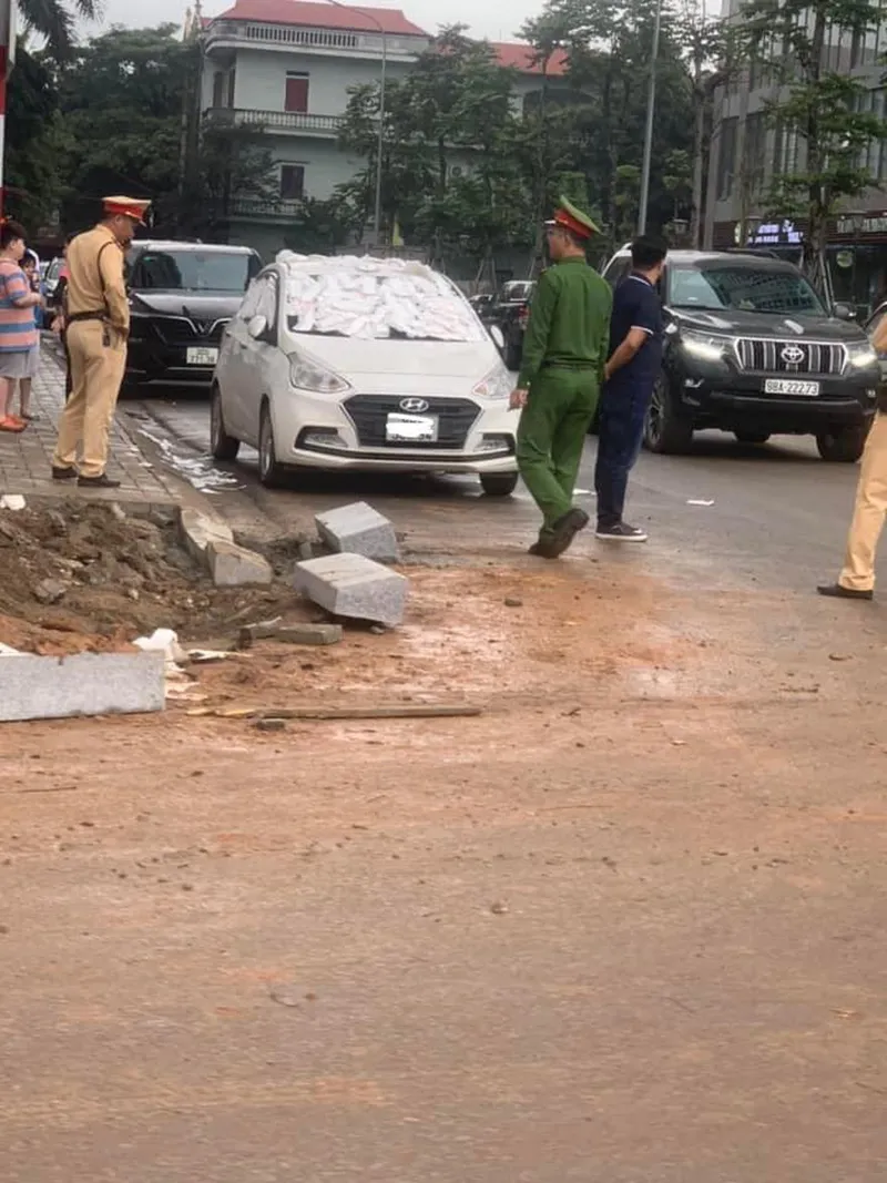 oto-bi-dan-bang-ve-sinh-1