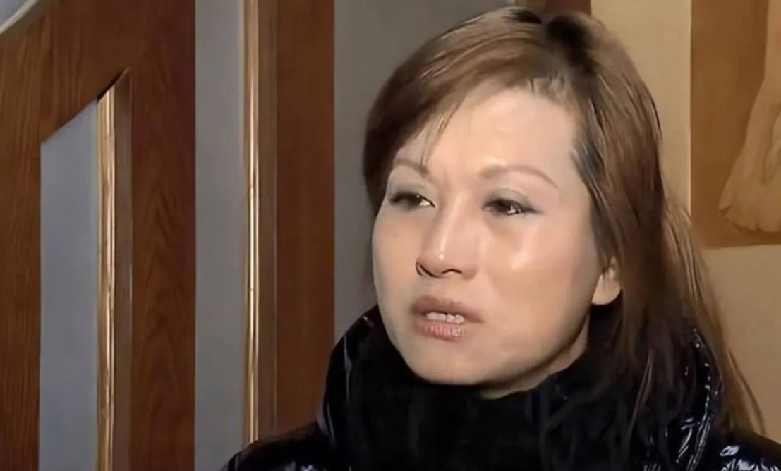 nguoi-dan-ong-nuoi-con-tu-hu-2