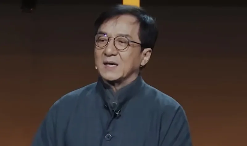 thanh-long-ngoi-xe-lan-1