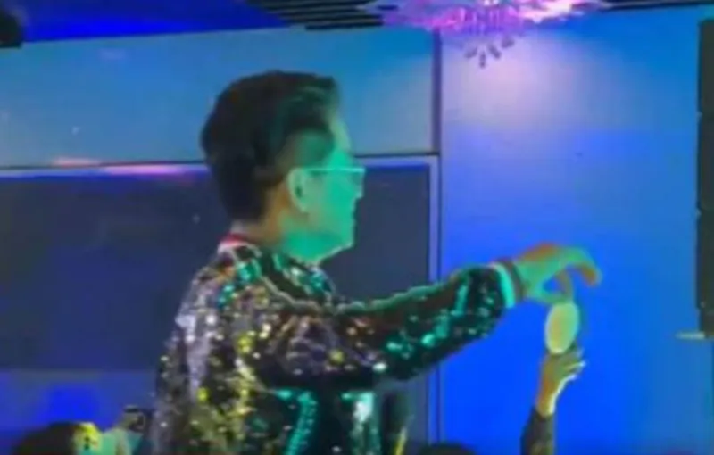 tuan-hung-nhat-phu-tung-cua-fan-nu-3