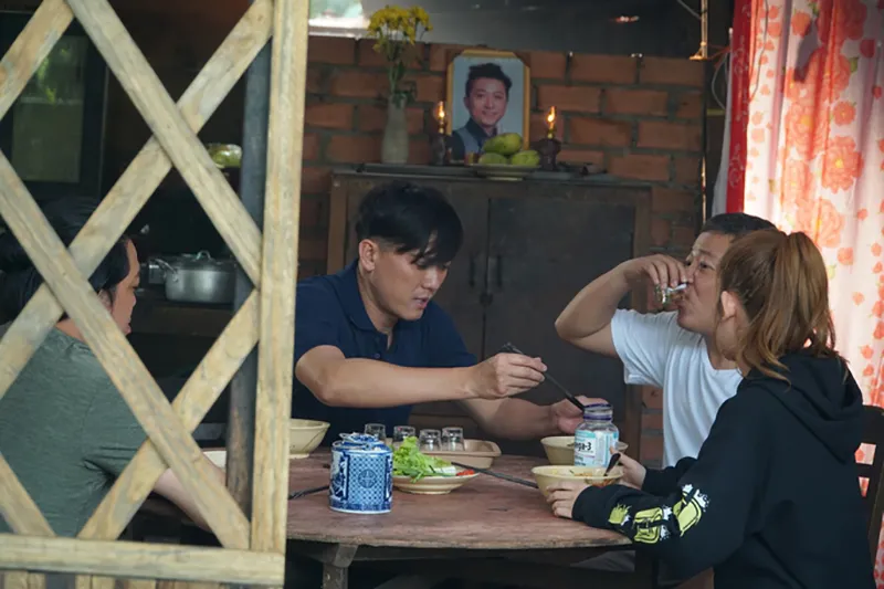 tieu-thu-va-ba-dau-gau-3