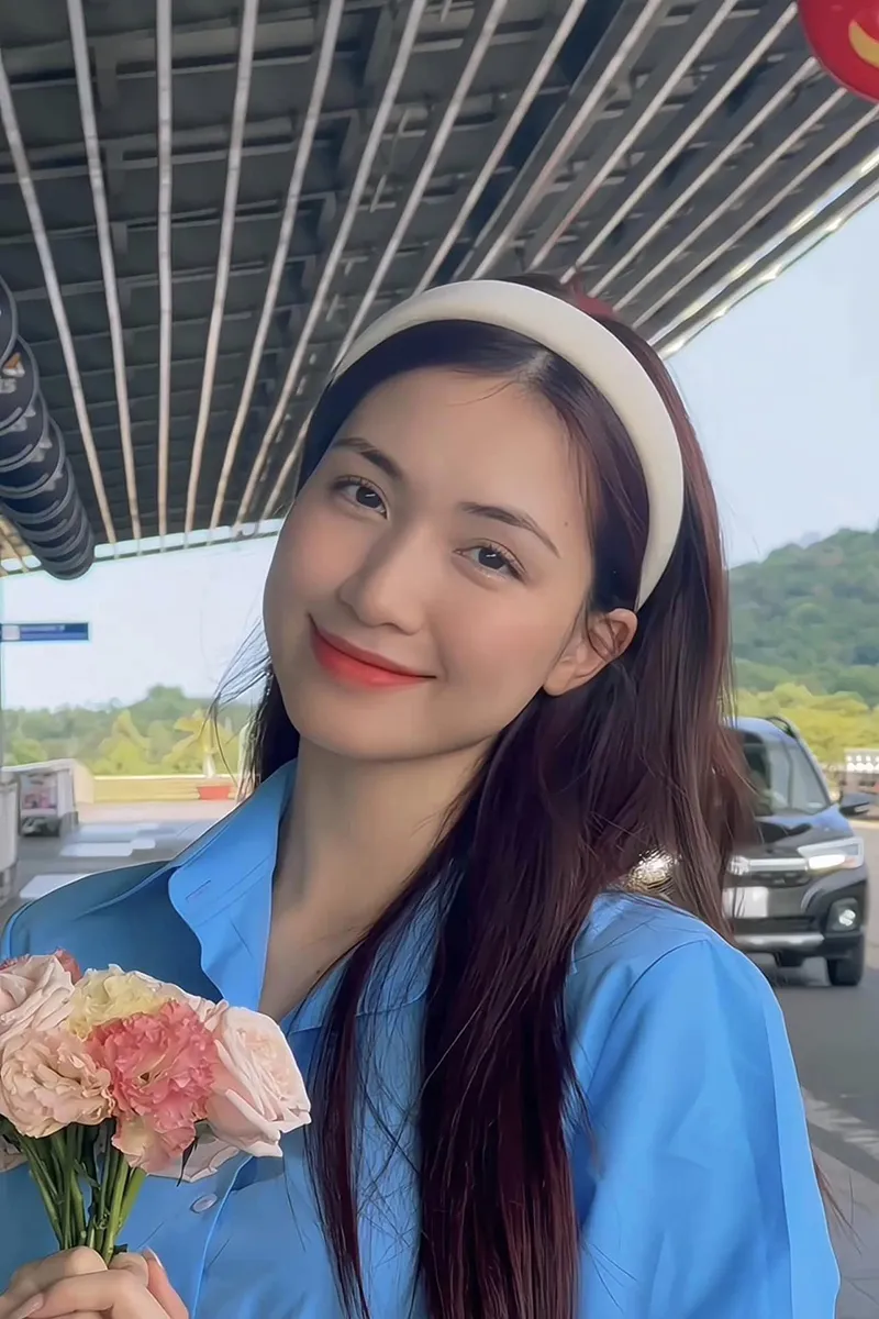 hoa-minzy-di-them-buoc-nua-1