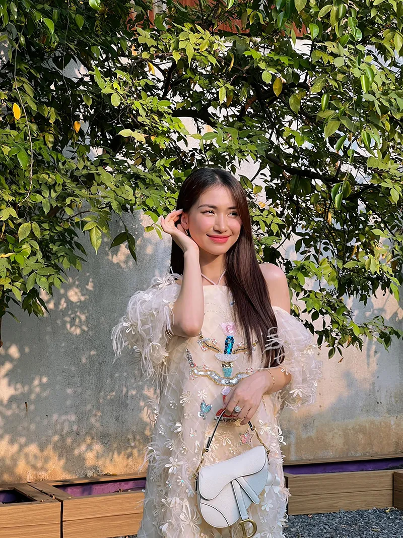 hoa-minzy-di-them-buoc-nua-2