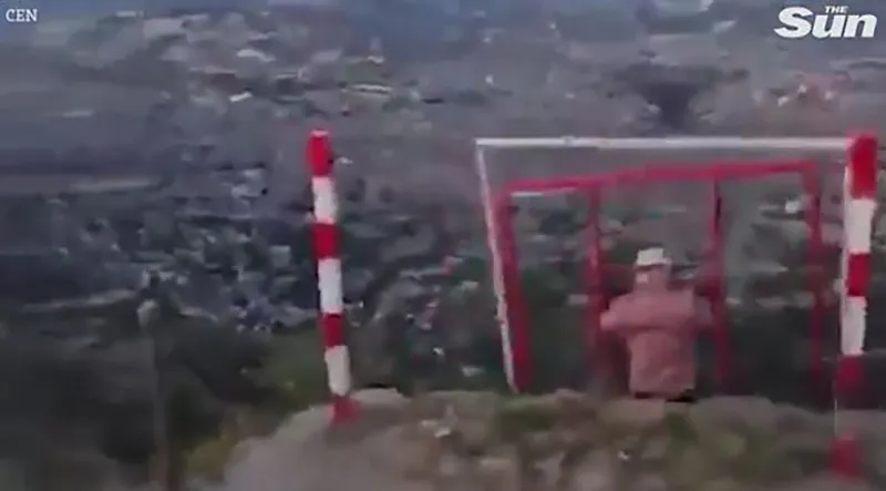 nguoi-dan-ong-thoat-nan-khi-gap-su-co-vong-xoay-mao-hiem-2