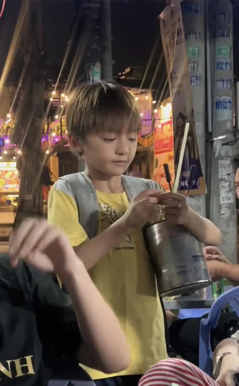 cau-be-mua-lua-dien-trai-gay-sot-2