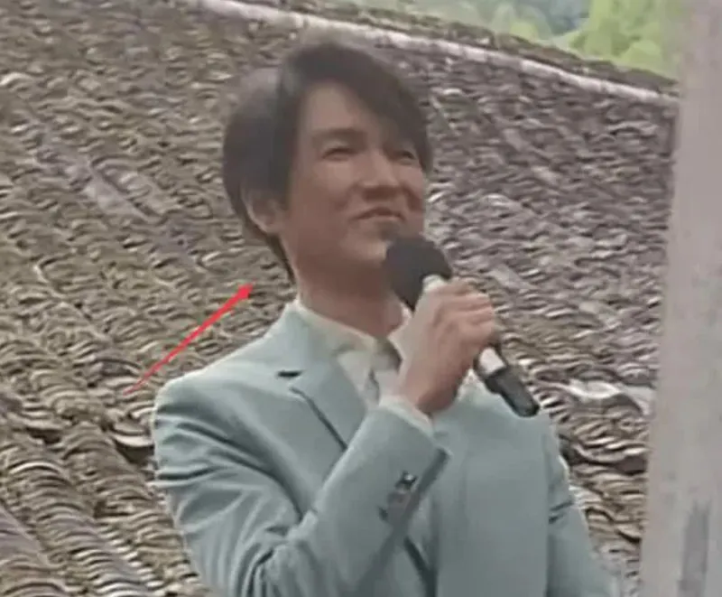 chung-han-luong-dien-mao-khac-la-2