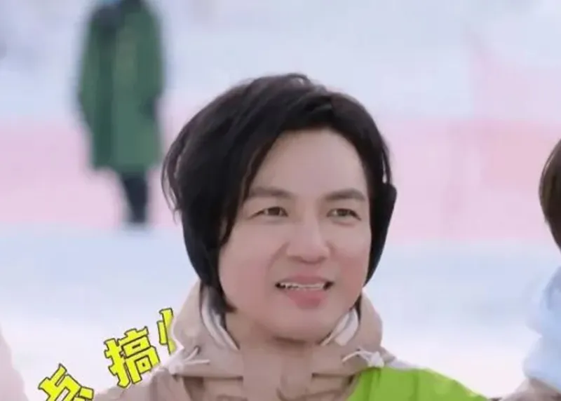 chung-han-luong-dien-mao-khac-la-4