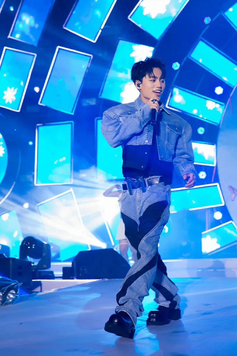 mono-dien-cuc-sung-suyt-truot-te-1