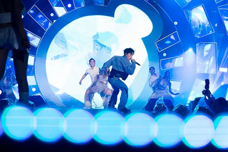 mono-dien-cuc-sung-suyt-truot-te-5