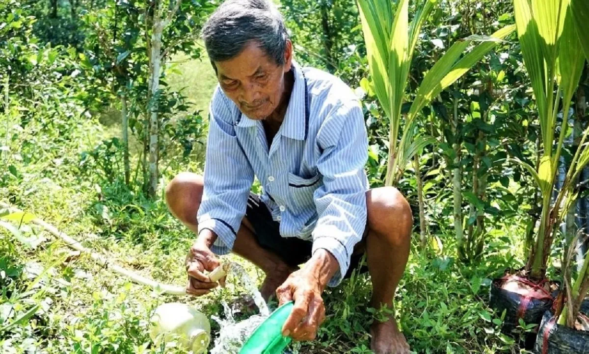 nguoi-dan-ong-suot-50-nam-khong-ngu-1