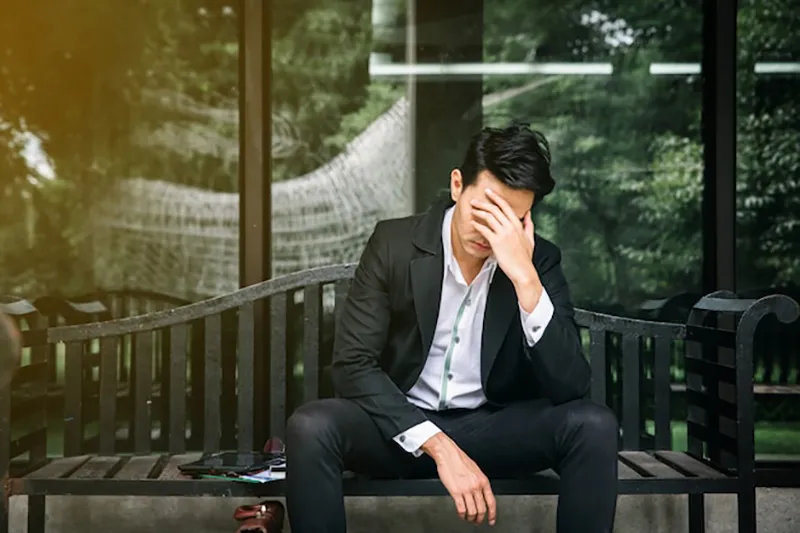 di-an-voi-sep-goi-them-mon-nhan-vien-bi-sa-thai-5