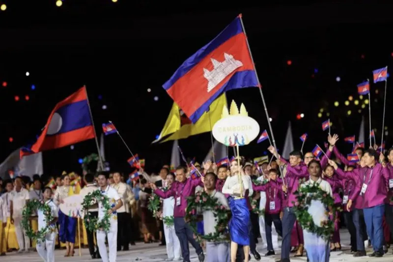 nguoi-dep-tung-dac-toi-thuy-tien-xuat-hien-o-sea-games-1