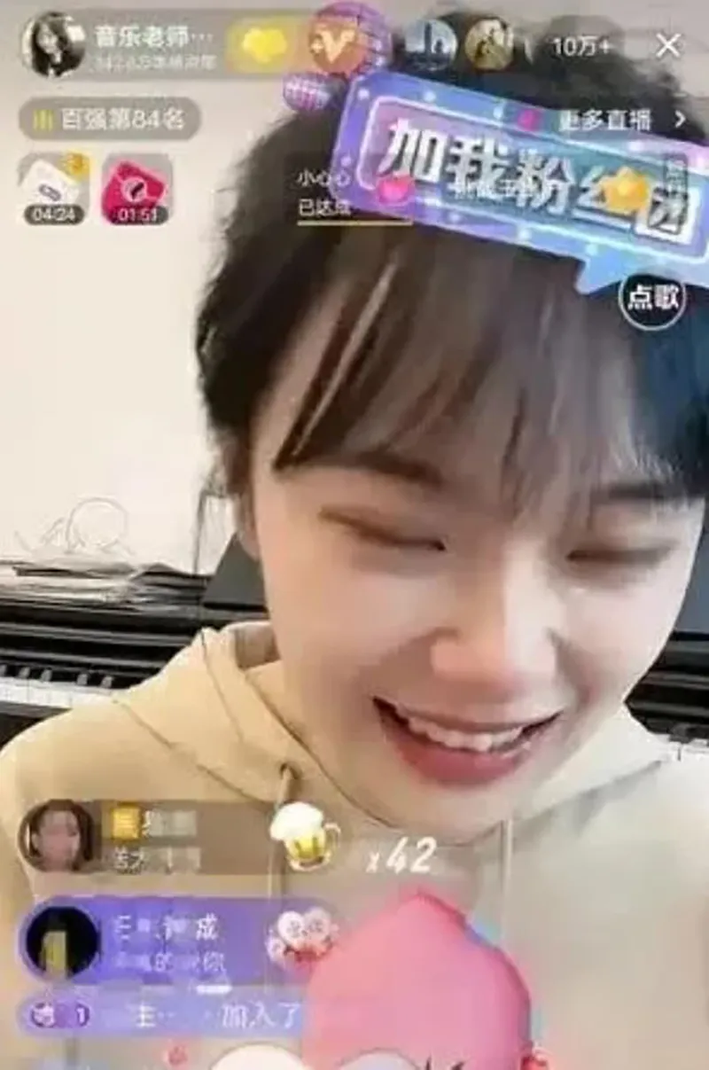 co-giao-mam-non-nghi-viec-sau-buoi-livestream-kiem-hang-ty-dong-3