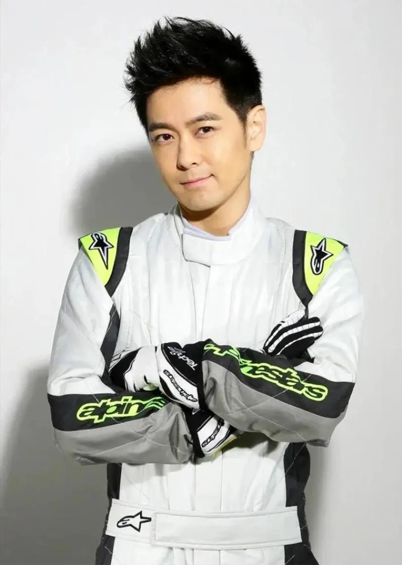 lam-chi-dinh-tro-lai-truong-dua-sau-tai-nan-xe-co-2