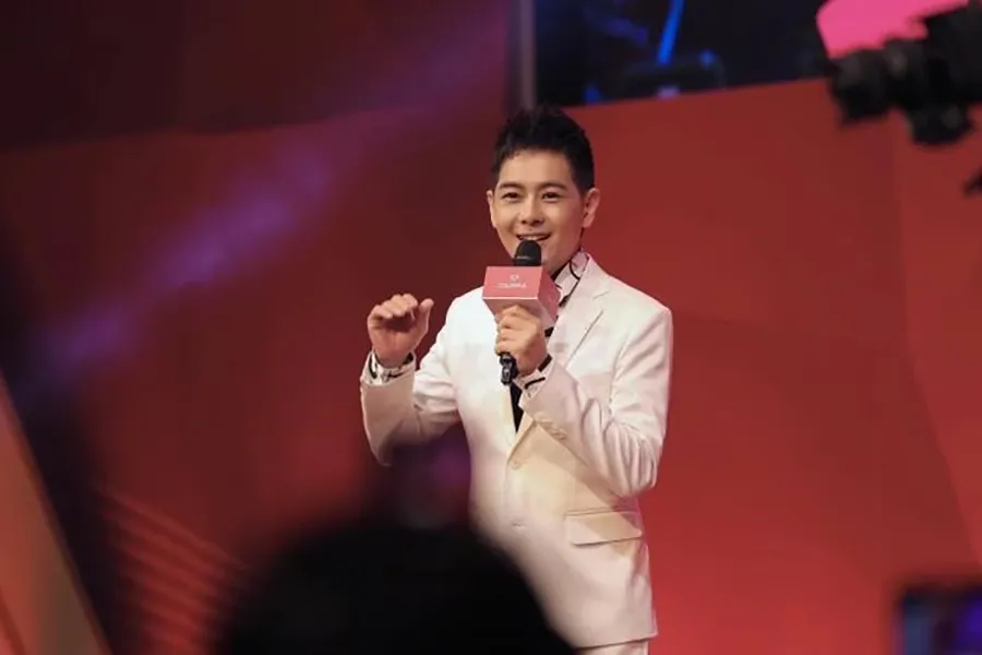 lam-chi-dinh-tro-lai-truong-dua-sau-tai-nan-xe-co-4