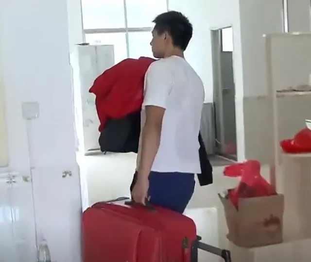 vo-mang-thai-sau-khi-hen-gap-ban-trai-cu-khien-chong-ly-hon-4