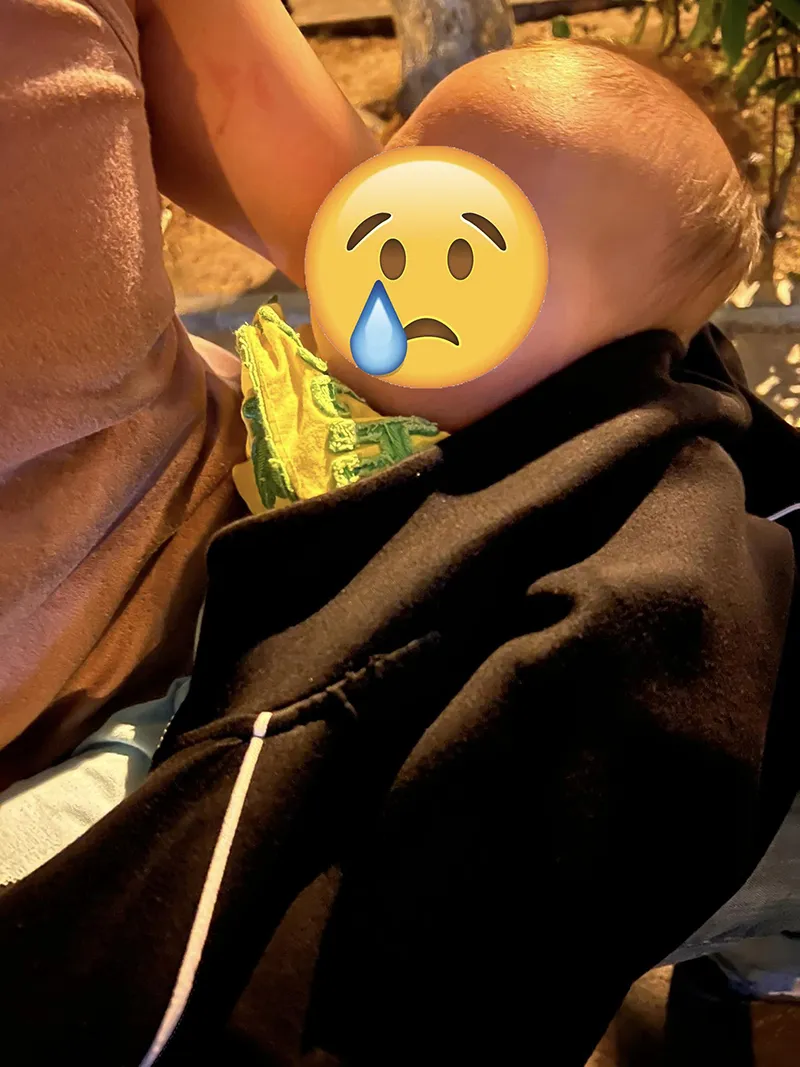 be-gai-bi-bo-lai-truoc-nha-tho-lon-4