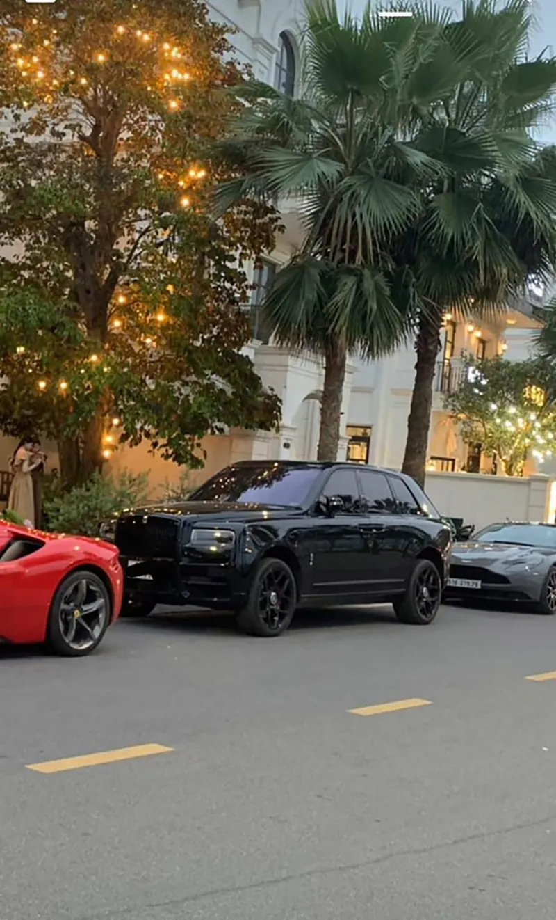 choang-truoc-dan-sieu-xe-trong-dam-cuoi-cua-dat-villa-5