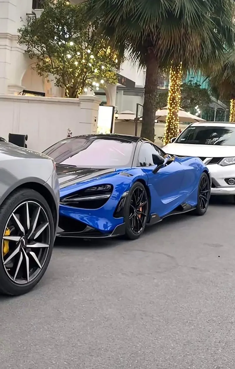 choang-truoc-dan-sieu-xe-trong-dam-cuoi-cua-dat-villa-6