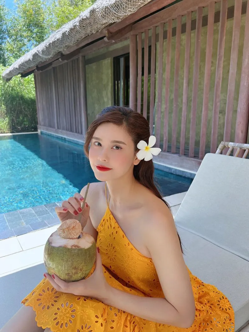 truong-quynh-anh-me-don-than-duoc-nguong-mo-2