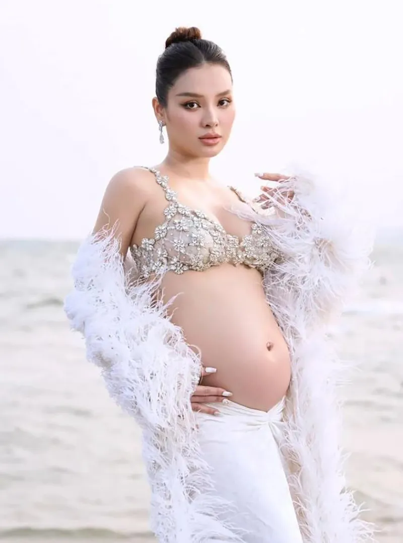 phuong-trinh-jolie-be-bau-8-thang-6