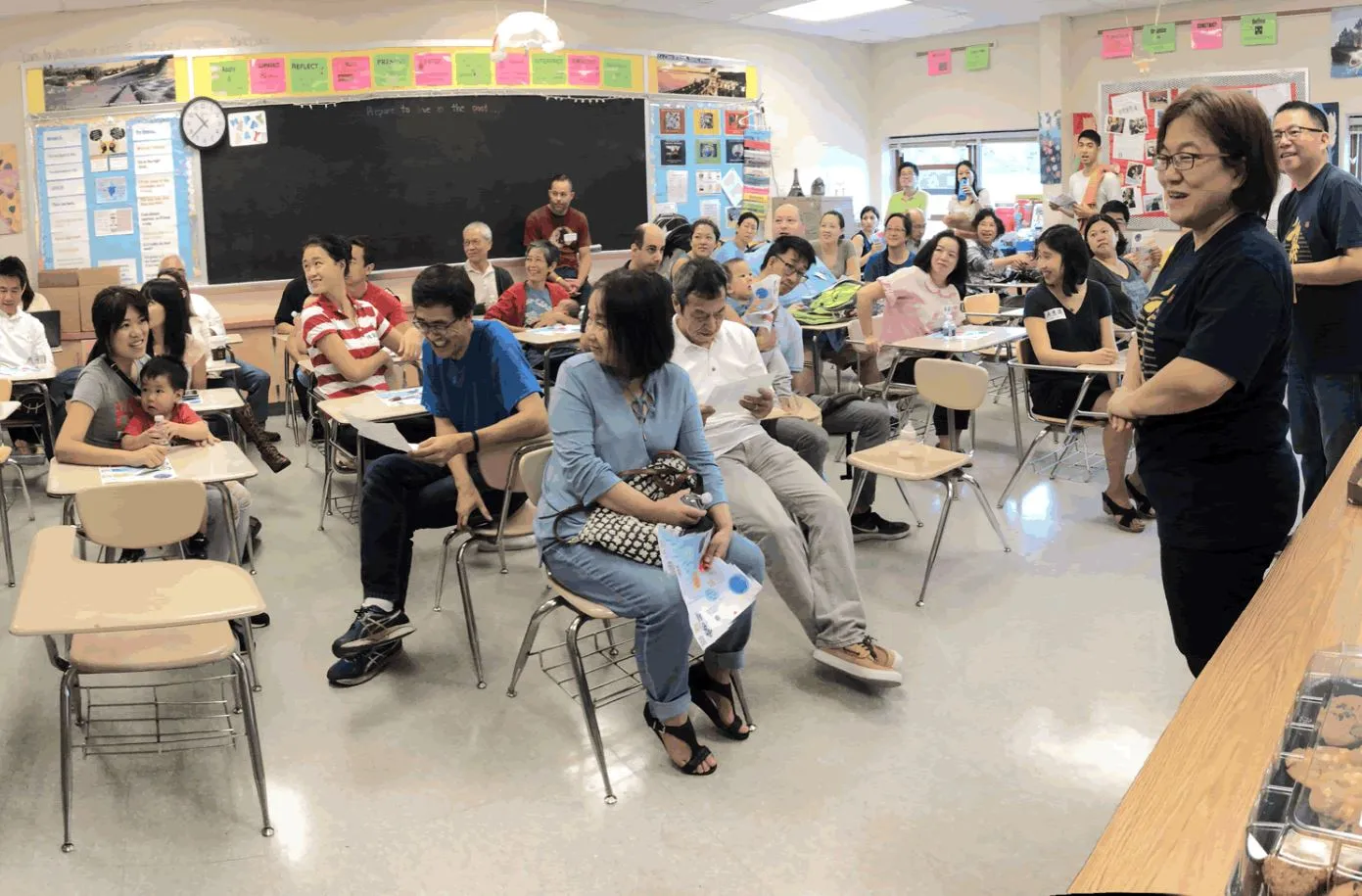 bi-goi-la-phu-huynh-cua-hoc-sinh-xep-hang-cuoi-lop-ong-bo-dap-tra-1