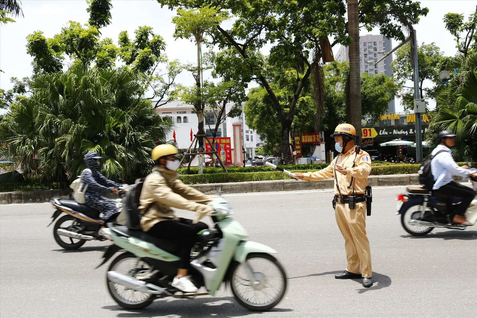 truong-hop-vuot-den-do-khong-bi-xu-phat-nam-2023-6
