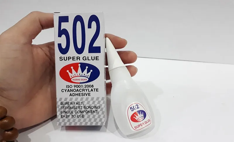 keo-502-dinh-tay-go-mai-khong-ra-lam-theo-cach-nay-keo-bong-sach-tron-chang-ton-kem-6