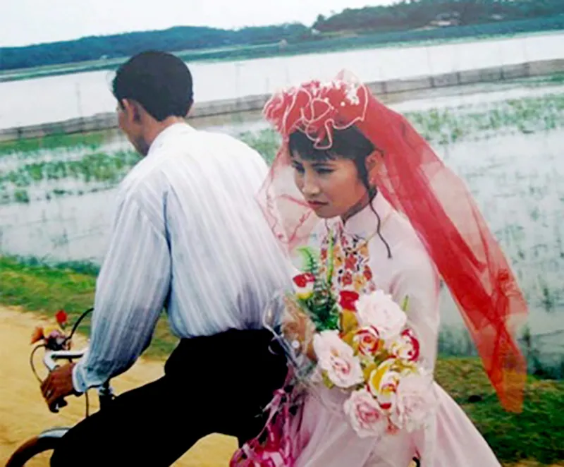 dam-cuoi-la-doi-chi-dung-rap-chuoi-don-so-nhung-ai-cung-mo-uoc-6