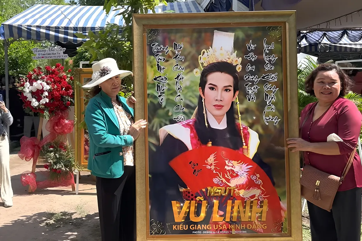 le-100-ngay-cua-vu-linh-hang-ngan-nguoi-mang-heo-quay-tranh-dat-vang-vay-kin-mo-2