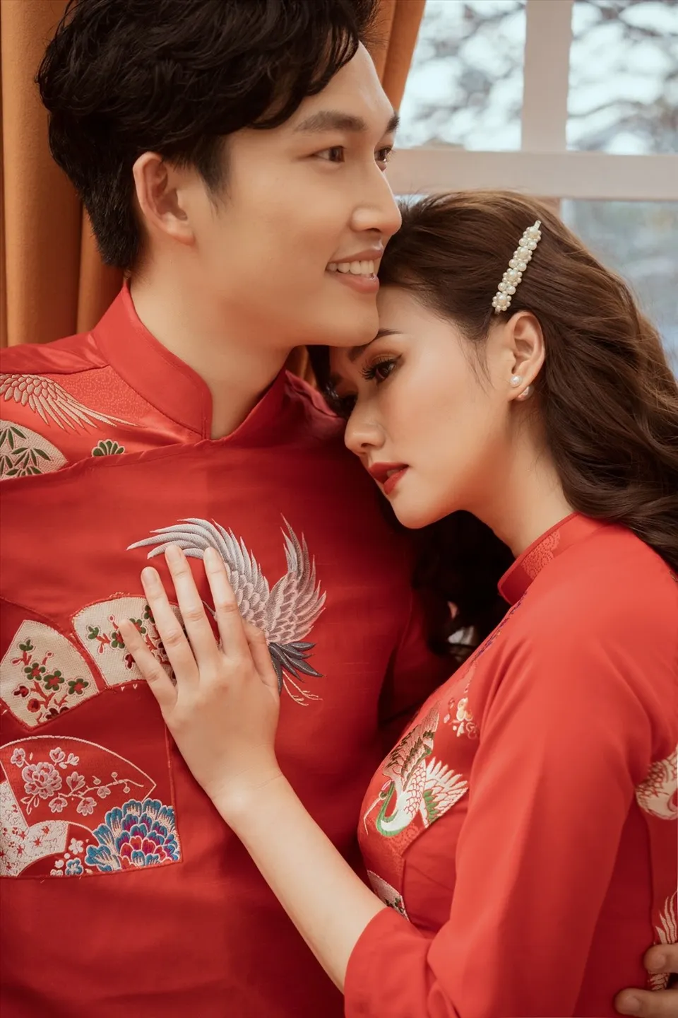 dinh-tu-dang-dan-chuc-sinh-nhat-huyen-lizzie-duoc-nguoi-yeu-tin-don-ngo-loi-thuong-2