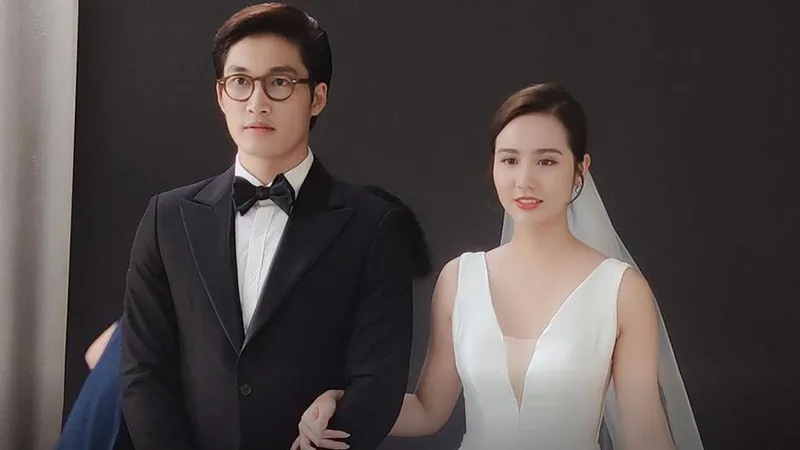dinh-tu-dang-dan-chuc-sinh-nhat-huyen-lizzie-duoc-nguoi-yeu-tin-don-ngo-loi-thuong-4