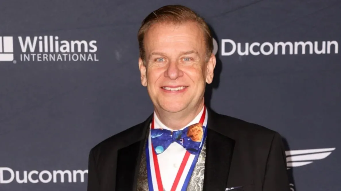 di-tour-tham-hiem-6-ty-nguoi-ty-phu-u-60-bien-mat-duoi-day-bien-chi-con-70-gio-sinh-tu-4