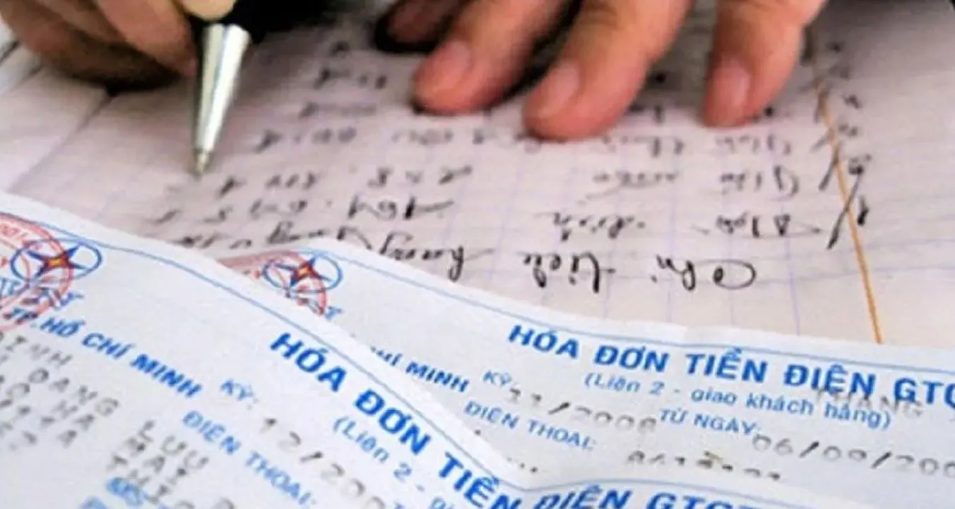 di-lam-ca-ngay-khong-o-nha-vi-sao-cuoi-thang-hoa-don-tien-dien-van-tang-chong-mat-3