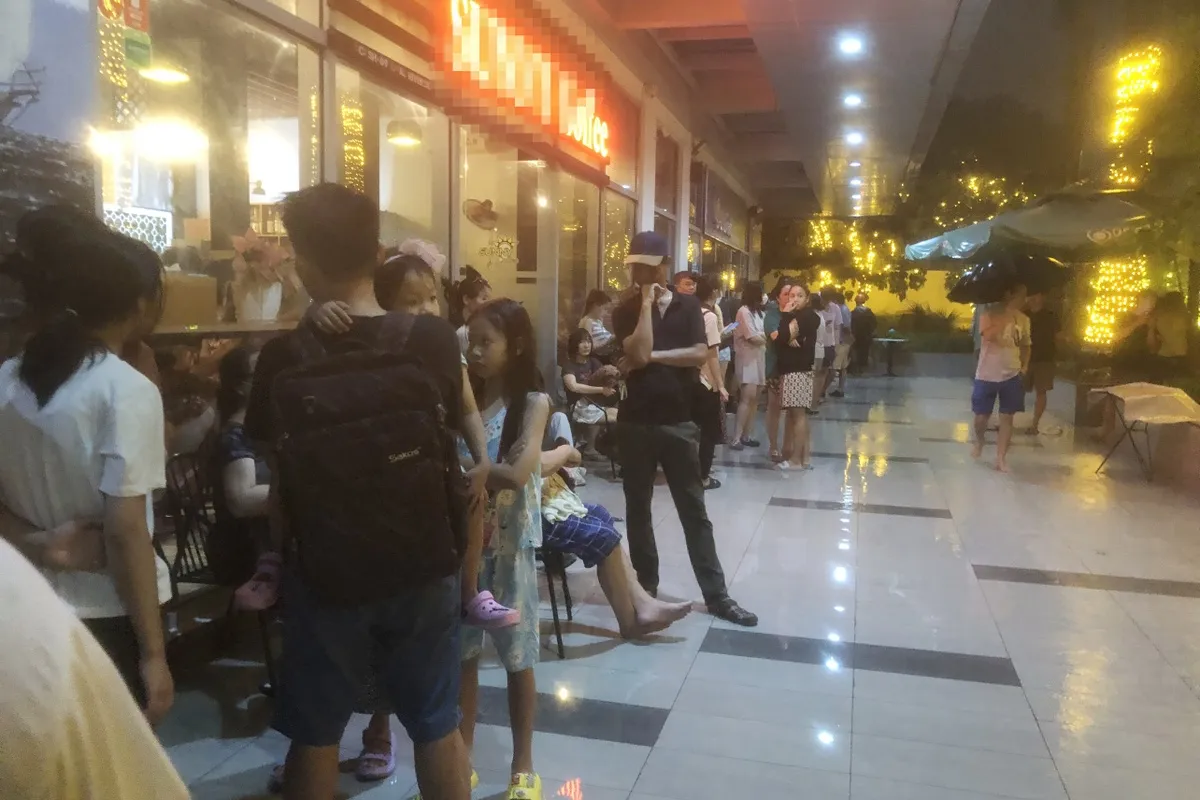 mot-chung-cu-noi-tieng-o-tphcm-bi-chay-luc-ban-dem-dan-tinh-bo-chay-tan-loan-2