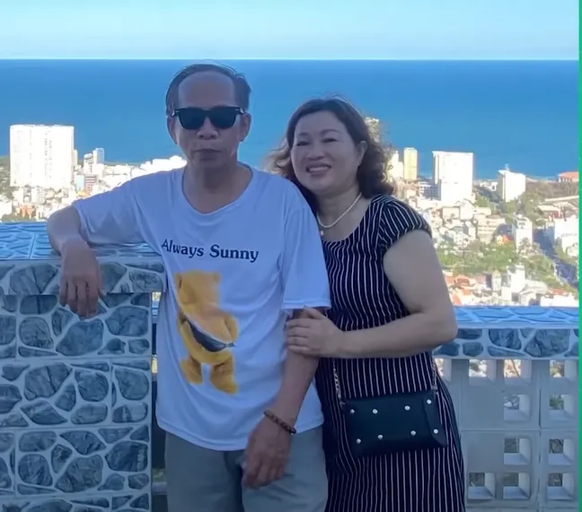 chu-chau-gap-nhau-trong-dem-trang-sang-va-dinh-menh-5-nam-sau-lam-vo-chong-4