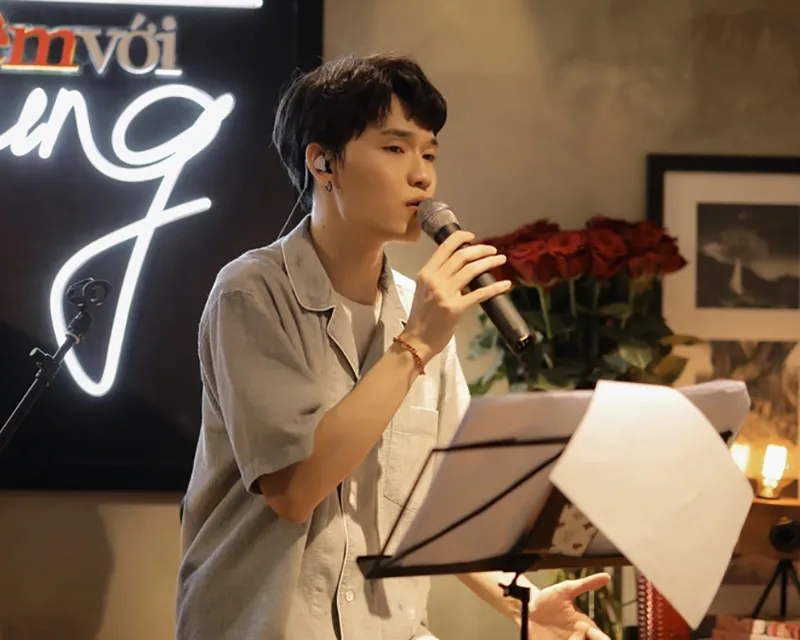 vi-sao-quang-trung-bi-danh-rot-vietnam-idol-2023-du-duoc-khen-co-giong-khung-5