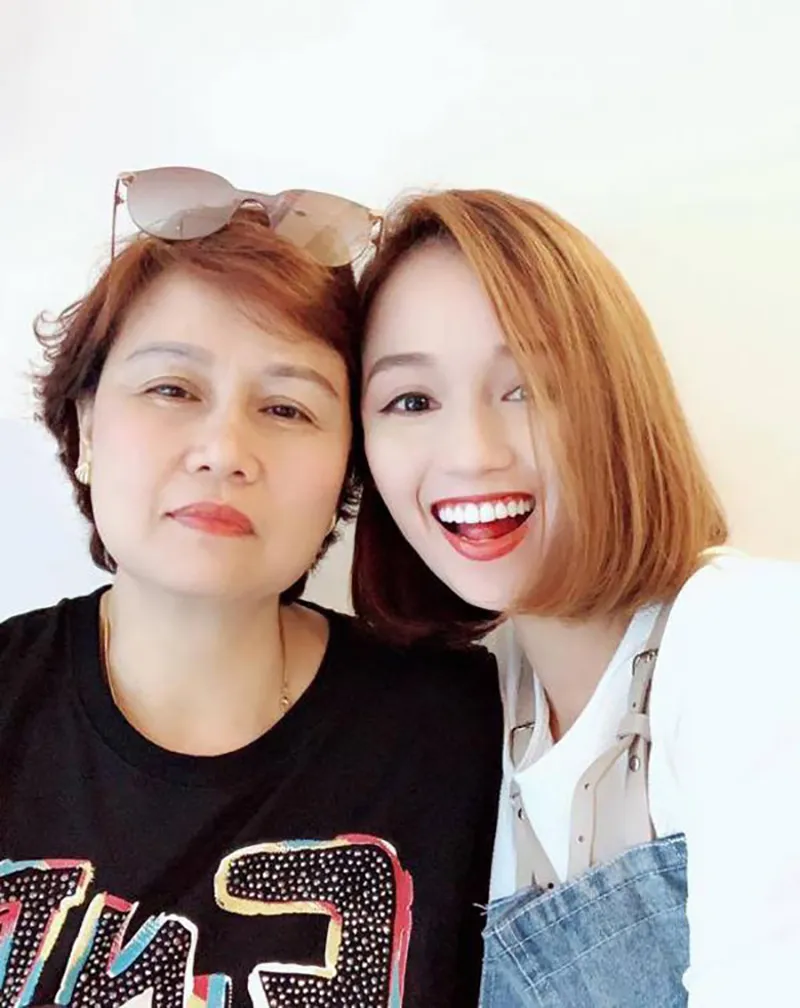 bi-an-than-the-khung-cua-me-ruot-dien-vien-giau-nhat-mien-bac-thoi-tre-tung-la-hoa-khoi-5