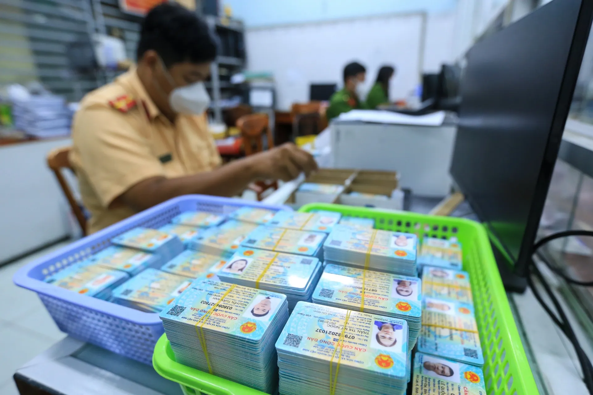 tu-thang-7-2023-co-them-quy-dinh-moi-ve-cccd-gan-chip-dung-nen-bo-qua-2