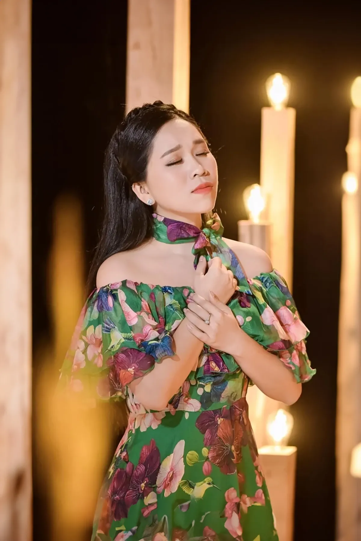 hong-loan-livestream-kiem-song-trong-phong-co-ns-vu-linh-mong-khong-ai-thuong-hai-toi-khong-muon-mac-no-ho-7