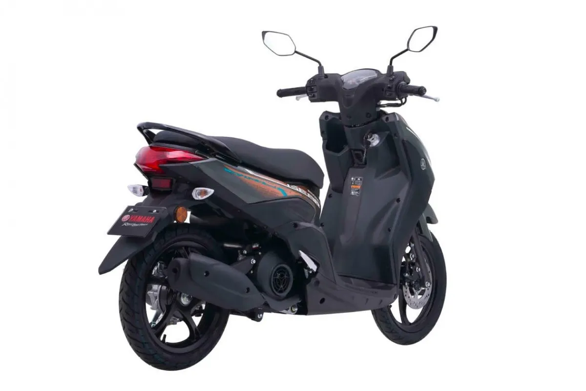 ke-dich-cua-honda-air-blade-trinh-lang-da-bay-xe-ga-nha-honda-gia-chi-30-trieu-mau-ma-dep-hut-hon-4