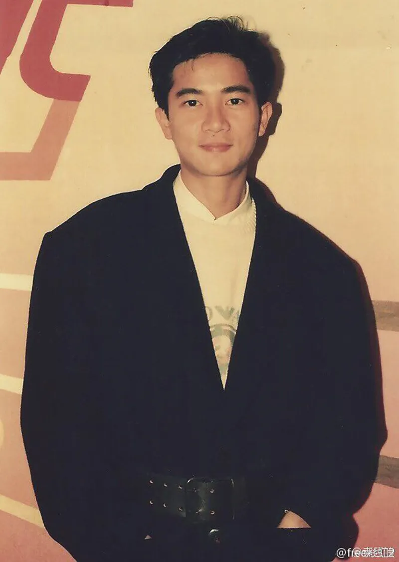 rung-minh-loi-nguyen-10-nam-cua-giai-tri-hong-kong-thuc-hu-chuyen-cu-10-nam-co-1-huyen-thoai-ra-di-9